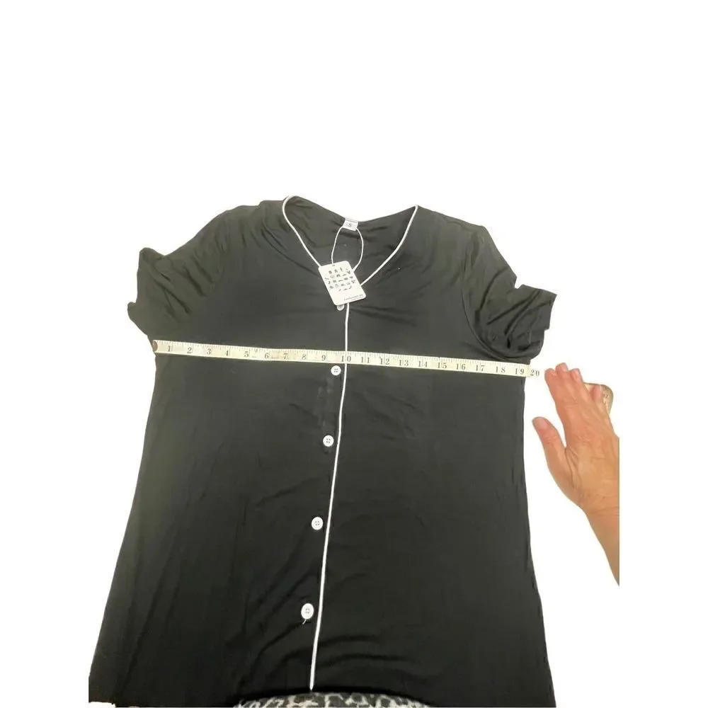 🔥5/20🔥 Swomoa Button down  Nightshirt Sz S NWT